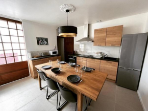 La Mancelle maison rénovée 5Ch et 5 Sdb privatives Proche circuit